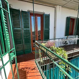 2-bedroom Flat In The Heart Of Centre Apartament